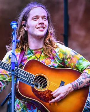 Billy Strings Boston
