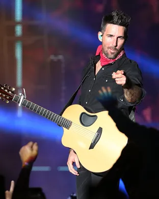 Jake Owen Cohasset