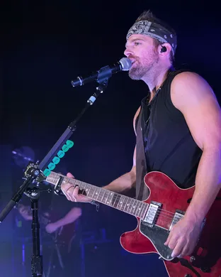 Kip Moore Hampton