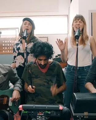 Pomplamoose Boston