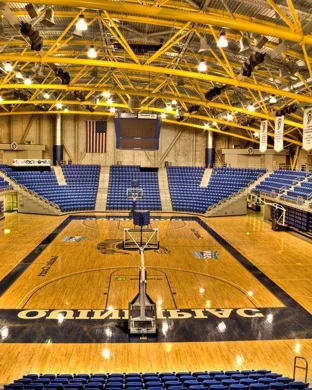UConn Huskies Boston